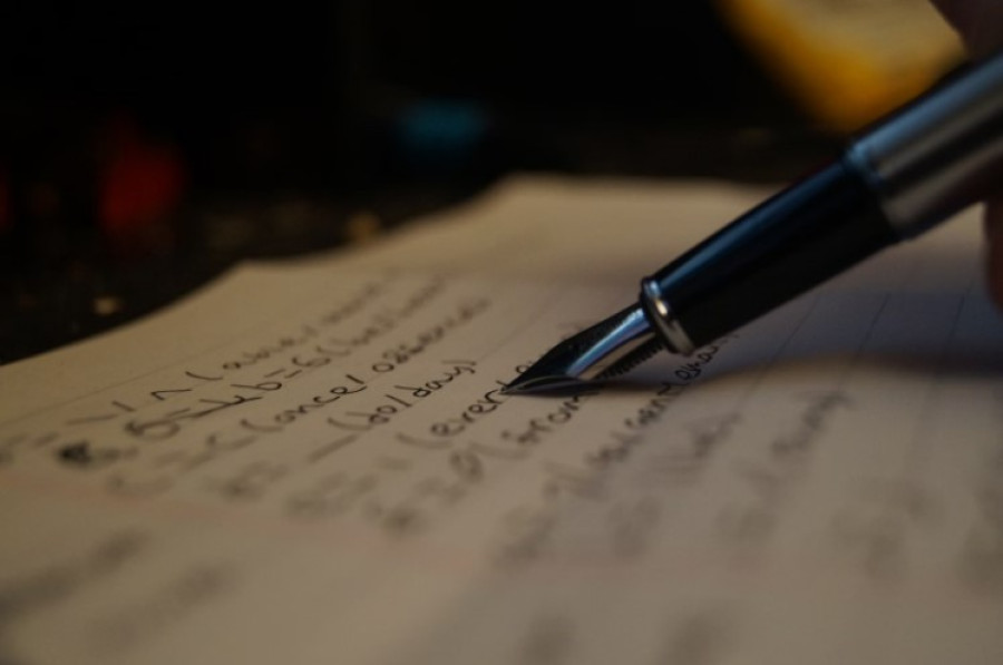 How to Write a Research Paper: A Step-by-Step Guide for Students and Academics