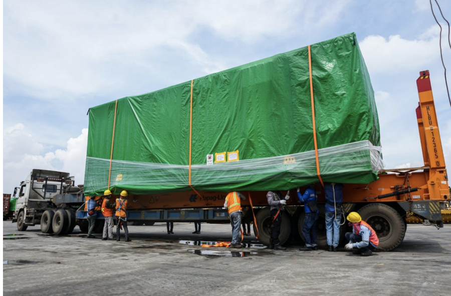 A Guide to Over-Dimensional Flatbed Shipments